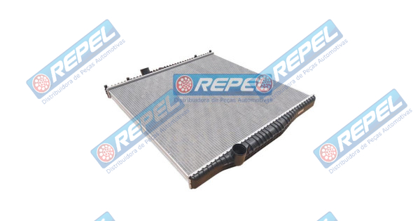 Radiador Água Volvo 8112565 Volvo 8112961 Volvo 8113190 Volvo 8149326 ...